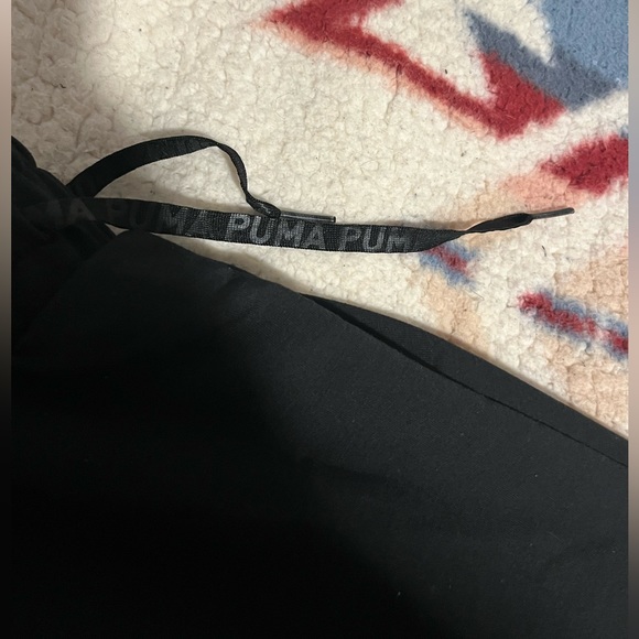 ❌SOLD❌Size Large Women’s Puma Sweatpants - Picture 3 of 6